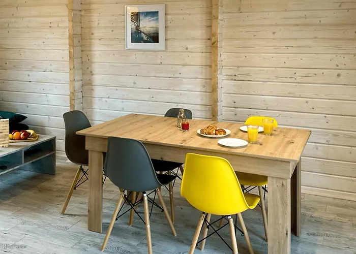 2 Bedroom Cozy In * Sarbinowo